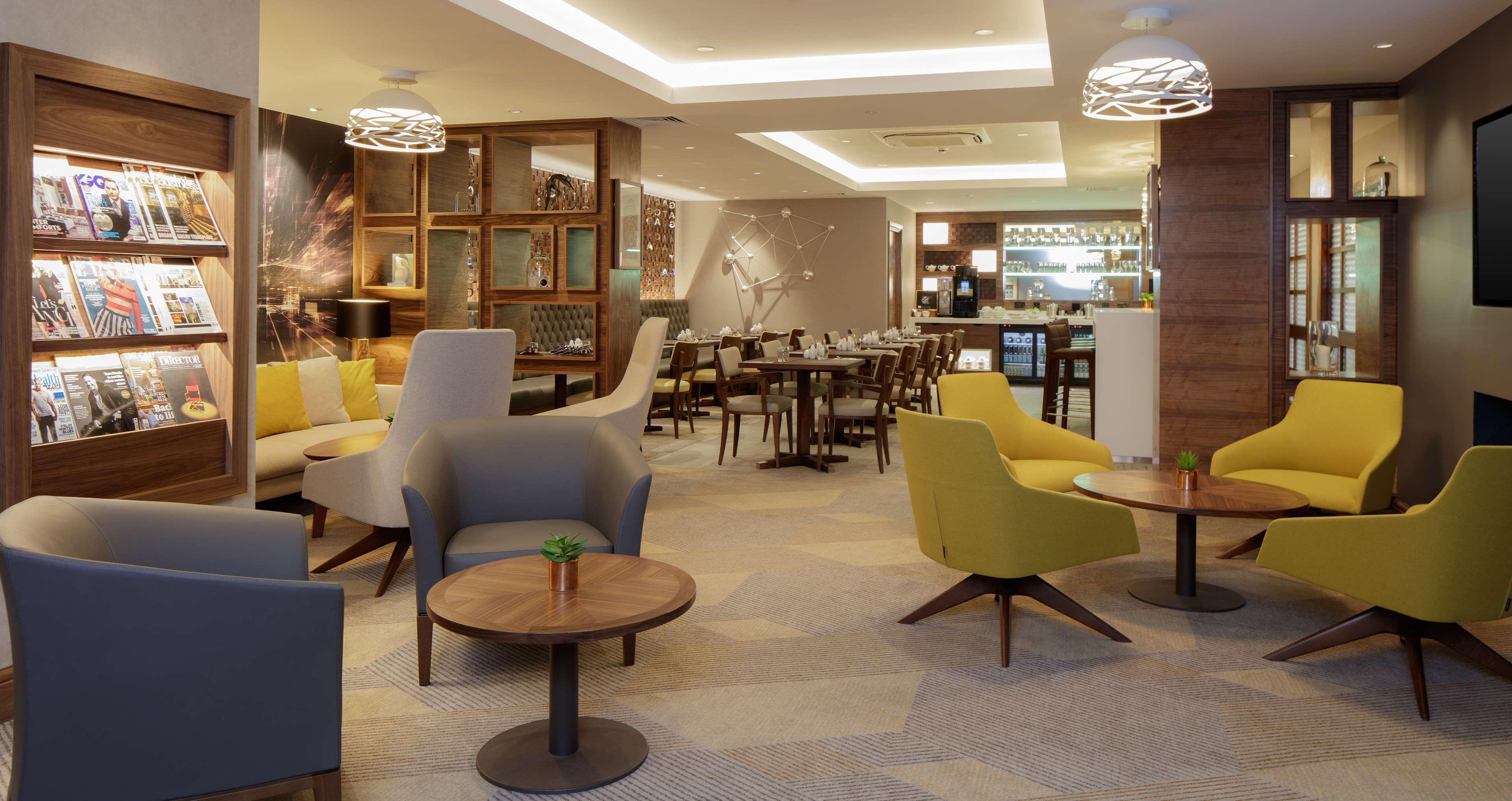ฮิลตัน เคมบริดจ์ ซิตี้ เซ็นเตอร์ Hotel ภายนอก รูปภาพ