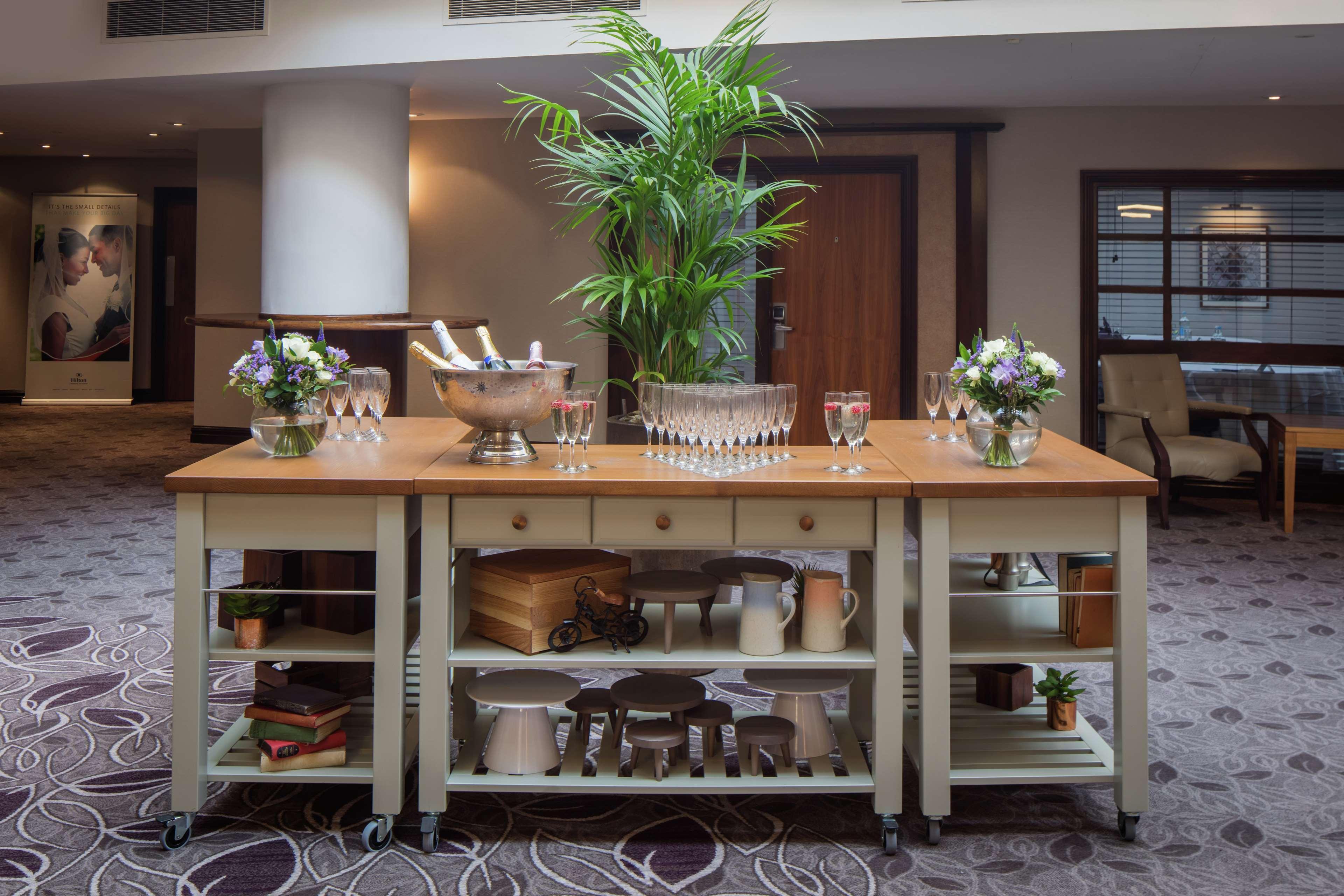 ฮิลตัน เคมบริดจ์ ซิตี้ เซ็นเตอร์ Hotel ภายนอก รูปภาพ