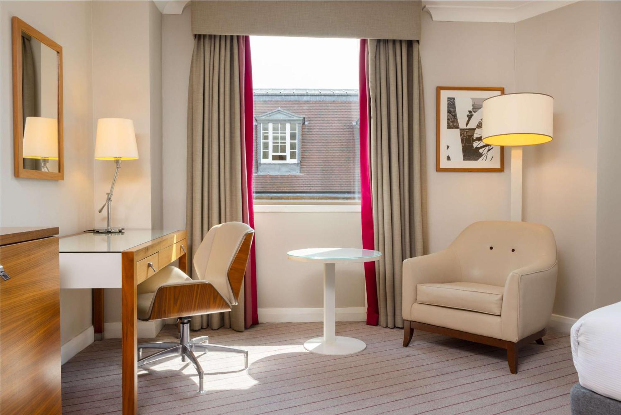 ฮิลตัน เคมบริดจ์ ซิตี้ เซ็นเตอร์ Hotel ภายนอก รูปภาพ