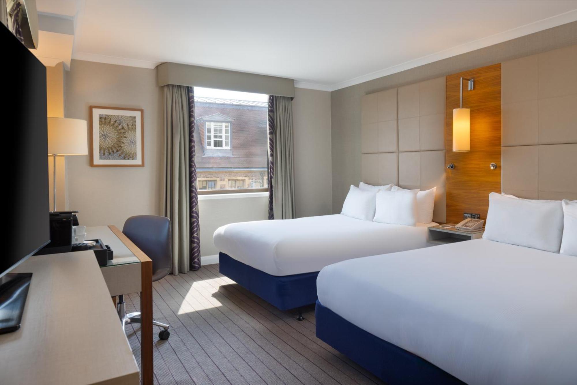 ฮิลตัน เคมบริดจ์ ซิตี้ เซ็นเตอร์ Hotel ภายนอก รูปภาพ
